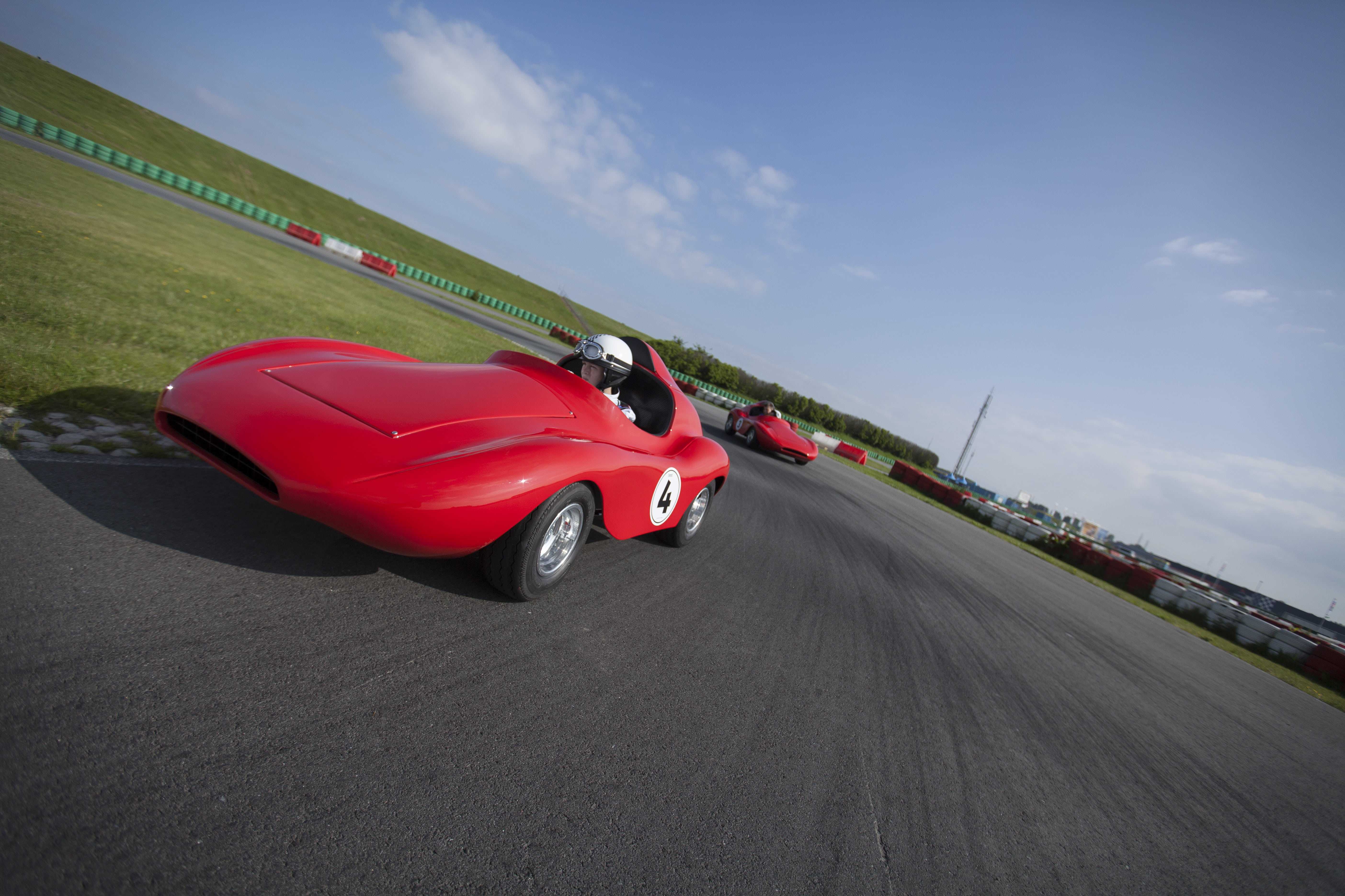 Furori auto in de bocht