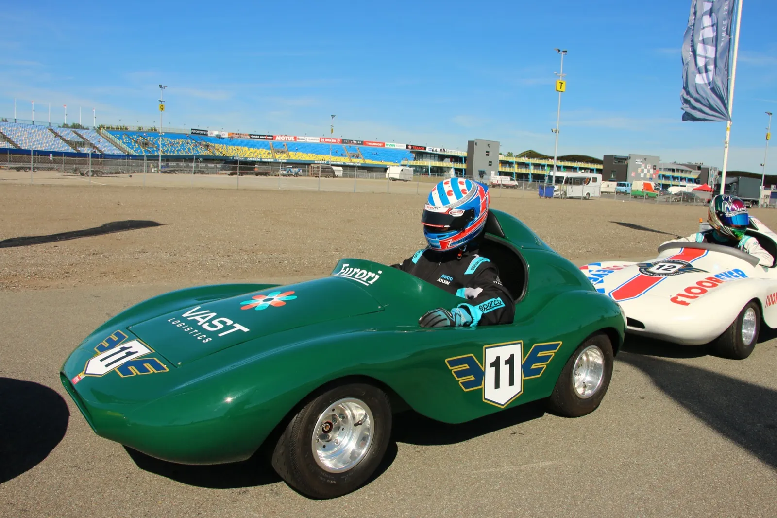 Groene Furori racer op het circuit